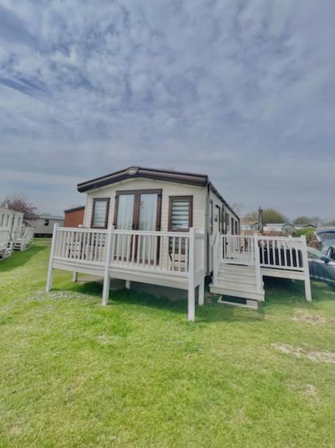 Norfolk Caravan Staycation Pet Friendly Belton with Browston Экстерьер фото