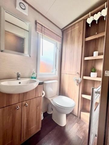 Norfolk Caravan Staycation Pet Friendly Belton with Browston Экстерьер фото